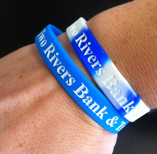 Bank «Two Rivers Bank & Trust», reviews and photos