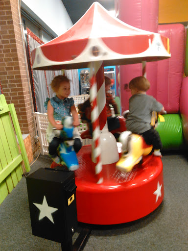 Shopping Mall «Mounds Mall», reviews and photos, 2109 S Scatterfield Rd, Anderson, IN 46016, USA