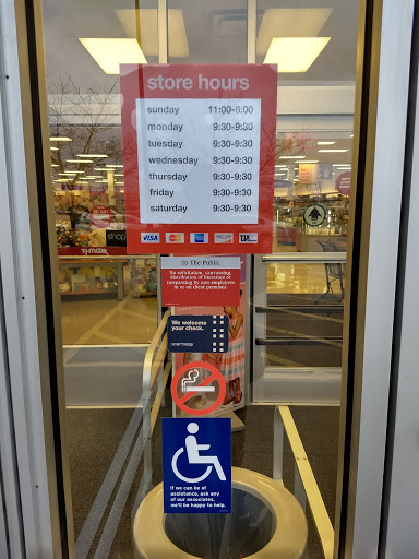 Department Store «T.J. Maxx», reviews and photos, 8510 N Evanston Ave, Kansas City, MO 64157, USA