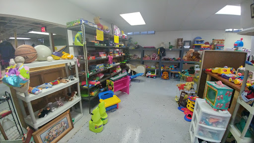 Thrift Store «Harvest Lane Treasures Thrift Shop», reviews and photos, W4910 Harvest Ln, La Crosse, WI 54601, USA