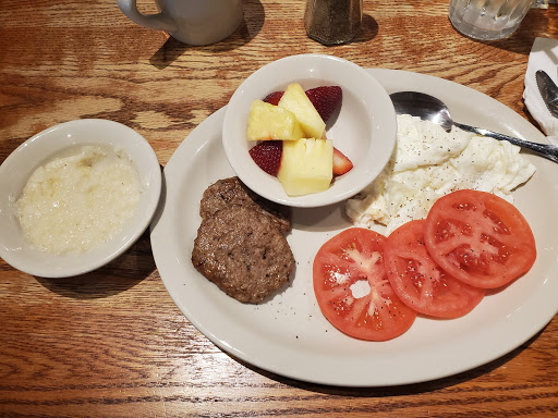 American Restaurant «Cracker Barrel Old Country Store», reviews and photos, 1520 E Hwy 50, Clermont, FL 34711, USA