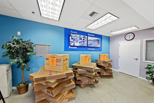 Self-Storage Facility «US Storage Centers», reviews and photos, 15237 S Brand Blvd, Mission Hills, CA 91345, USA