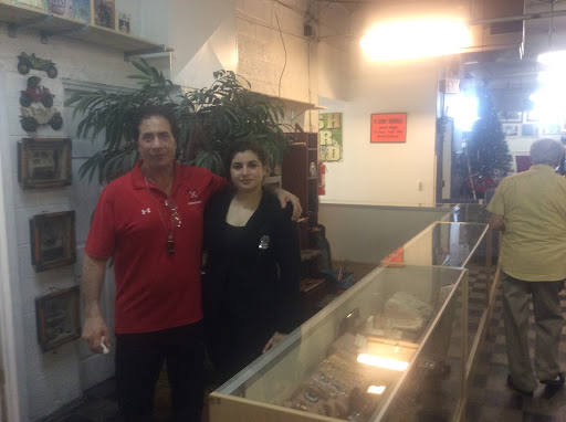 Jeweler «Golden Island Jewelry & Pawn», reviews and photos, 23524 Van Dyke, Warren, MI 48089, USA