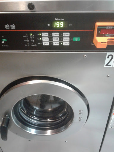 Laundromat «Laundromax», reviews and photos, 837 S Prairie Ave, Inglewood, CA 90301, USA