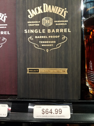 Liquor Store «Chambers Wine and Liquor», reviews and photos, 15260 E Iliff Ave, Aurora, CO 80014, USA