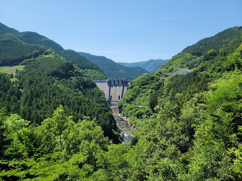 さるとび展望広場