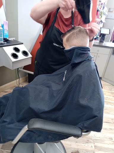 Hair Salon «Great Clips», reviews and photos, 143 W Point Pl, Mt Orab, OH 45154, USA
