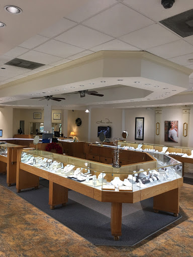 Jewelry Store «Anne Dale Jewelers», reviews and photos, 12 St Ann Dr, Mandeville, LA 70471, USA