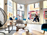 Atmosphère du Restaurant servant le petit-déjeuner Coffee Moments - Café Lyon 3 - n°1