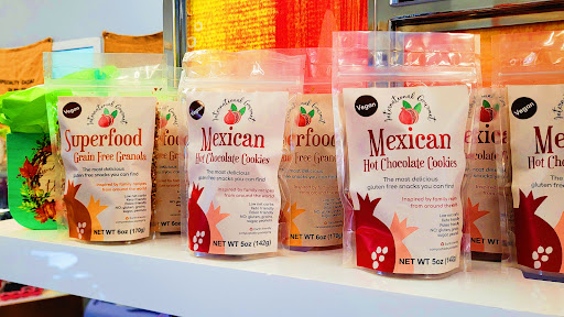 Ice Cream Shop «LUV Ice Cream Cafe», reviews and photos, 2587 7th Ave E, North St Paul, MN 55109, USA