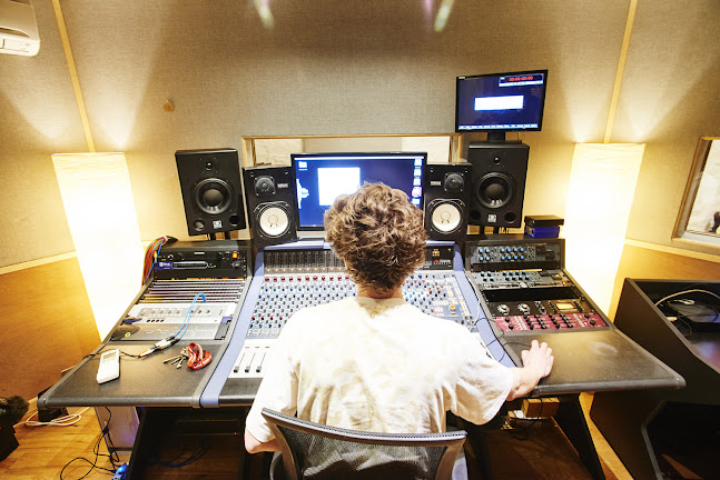 dBs Plymouth | Institute of Sound & Digital Technologies