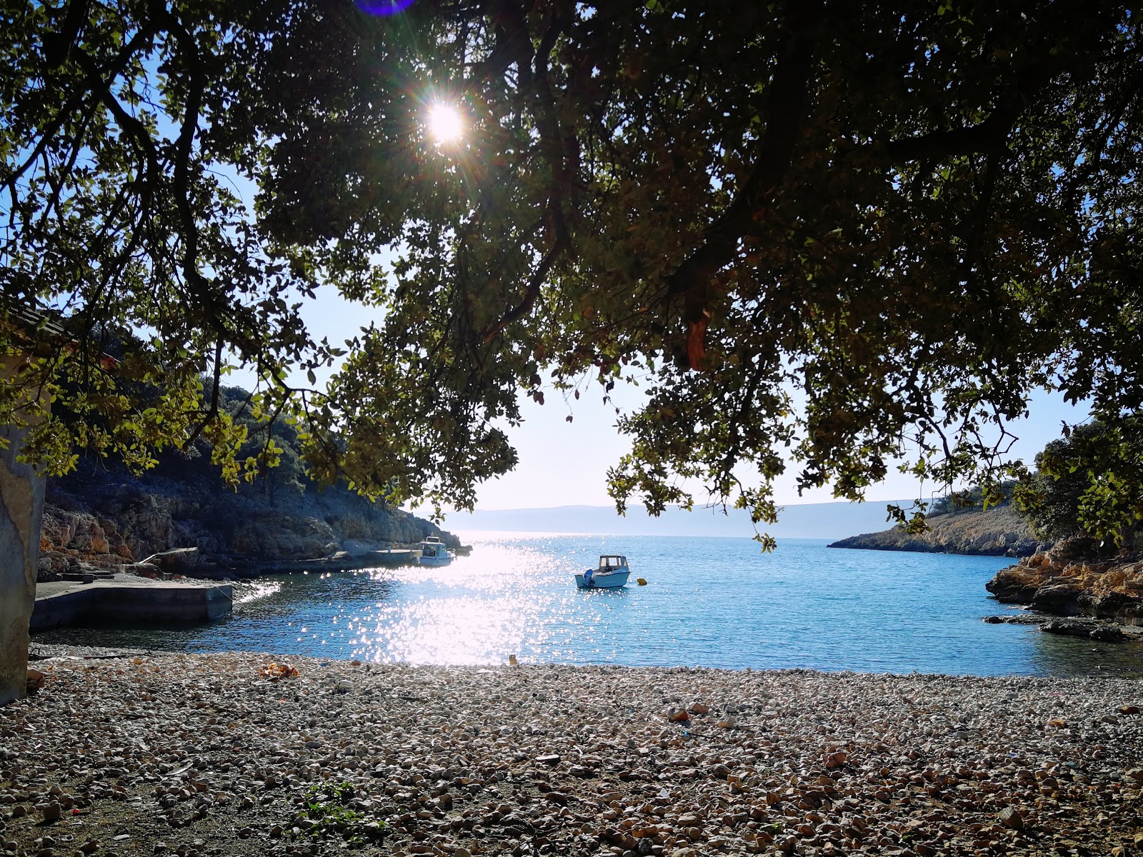 Foto van Uvala Krusija met kleine baai