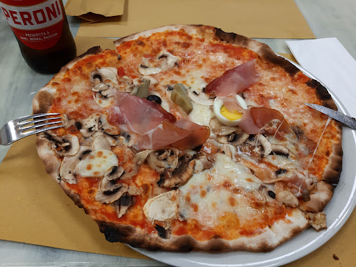 Langolo Della pizza in Ladispoli, Città Metropolitana di Roma Capitale