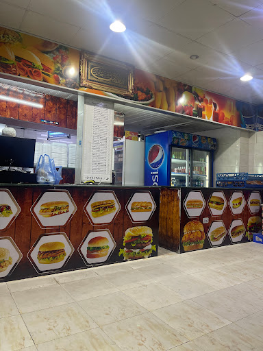 تشيكن كورنر 