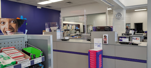Print Shop «FedEx Office Print & Ship Center», reviews and photos, 10236 W Broad St, Glen Allen, VA 23060, USA