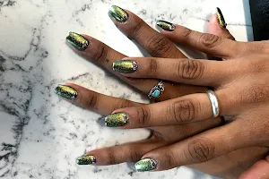 Lisa Nails ( Top Super Star Nails) image