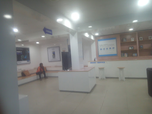 Samsung phone repair Center, Kodesoh St, Allen, Ikeja, Nigeria, Industrial Area, state Lagos