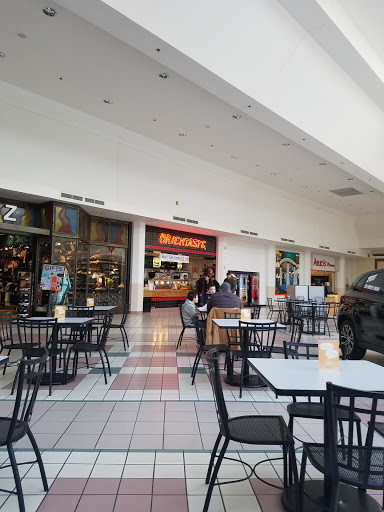 Shopping Mall «Wilton Mall», reviews and photos, 3065 NY-50, Saratoga Springs, NY 12866, USA