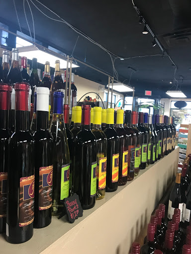 Wine Store «Wines of Iowa», reviews and photos, 234 5th St, West Des Moines, IA 50265, USA