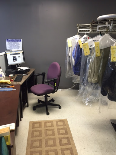 Dry Cleaner «Hollywood Dry Cleaners/Alterations», reviews and photos, 5999 N Wayne Rd, Westland, MI 48185, USA