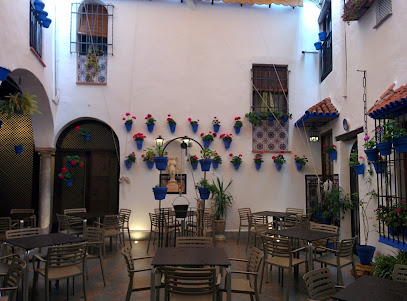 Restaurante El Patio Andaluz - C. Velázquez Bosco, 4, 14003 Córdoba, Spain