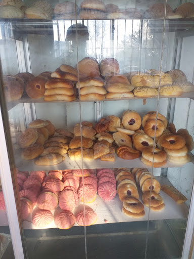 Panadería los Almendros