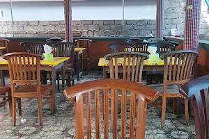 Merta Sari Restaurant Pesinggahan image