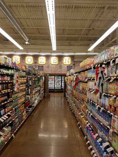 Grocery Store «Fresh Thyme Farmers Market- Town & Country», reviews and photos, 13957 Manchester Rd, Ballwin, MO 63011, USA