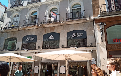 Cumbre Peave eje adidas Shop-in-Shop Madrid, Calle SOL - Sportswear store in Madrid, Spain |  Top-Rated.Online