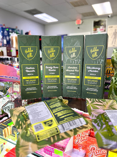 Tobacco Shop «Green Light Smoke Shop», reviews and photos, 466 Rayford Rd #104, Spring, TX 77386, USA