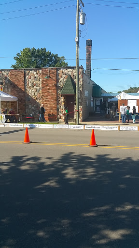 Bar & Grill «Rec Bowl», reviews and photos, 40 Crocker Blvd, Mt Clemens, MI 48043, USA