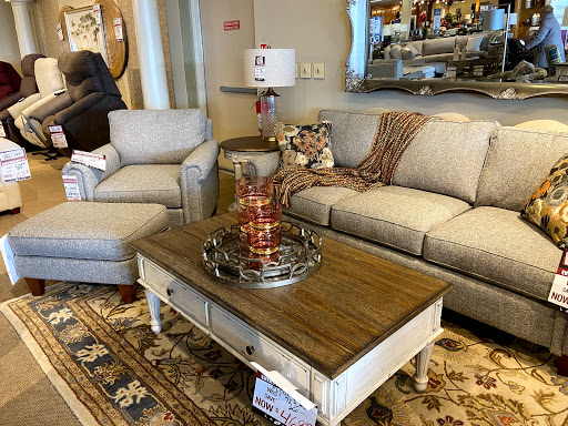 Furniture Store «La-Z-Boy Furniture Galleries», reviews and photos, 2328 Lincoln Hwy, Langhorne, PA 19047, USA