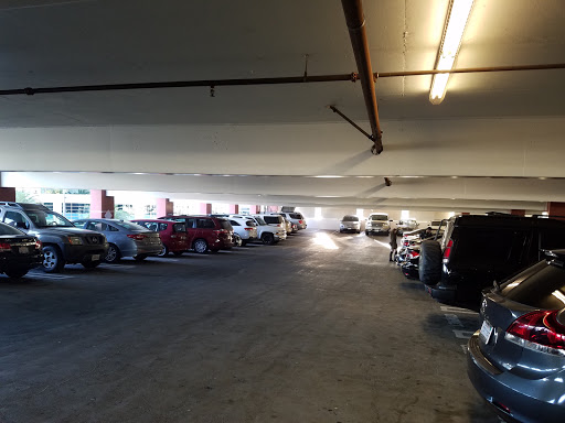 Shopping Mall «The Promenade at Howard Hughes Center», reviews and photos, 6081 Center Dr, Los Angeles, CA 90045, USA