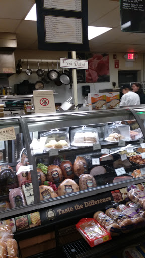 Grocery Store «Westchester Market Place», reviews and photos, 493 Westchester Rd # 1, Colchester, CT 06415, USA