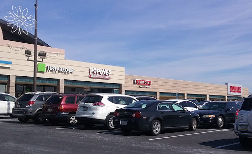 Shopping Mall «Roosevelt Mall», reviews and photos, 2339 Cottman Ave #1, Philadelphia, PA 19149, USA