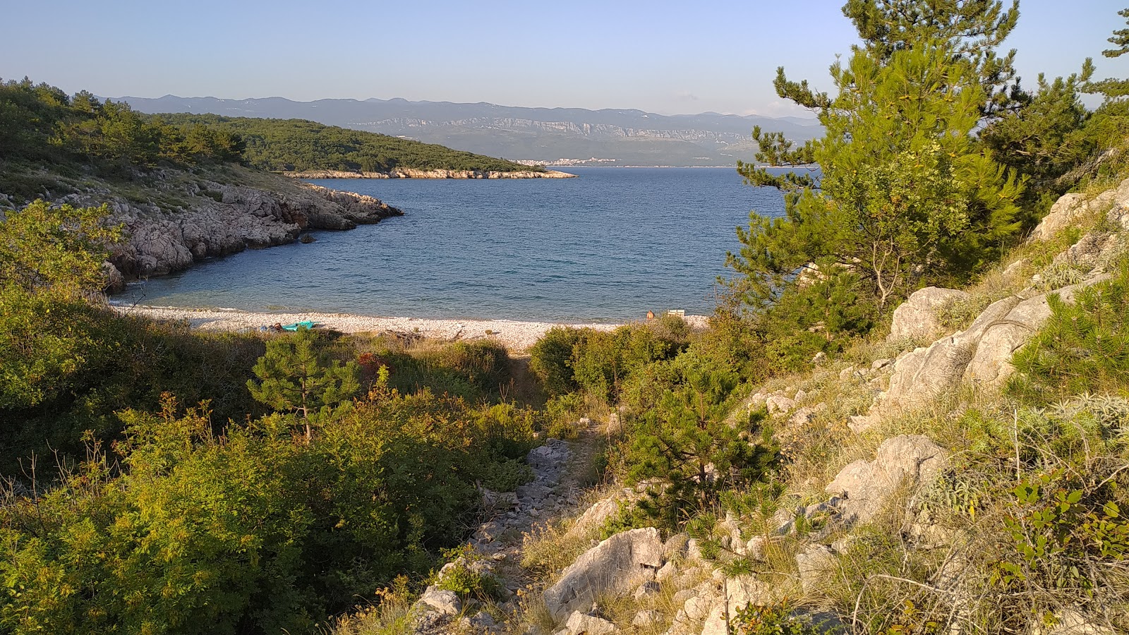 Zdjęcie Supovica beach z mała zatoka