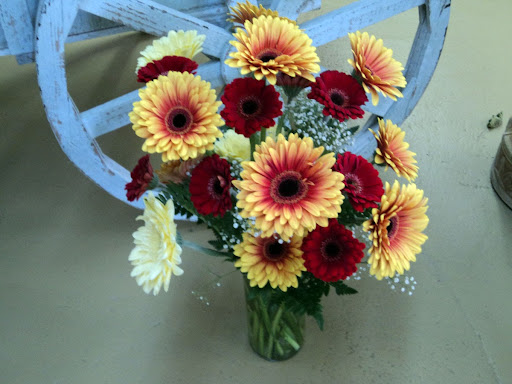 Florist «Davis Florist», reviews and photos, 4201 Locust Ln, Harrisburg, PA 17109, USA