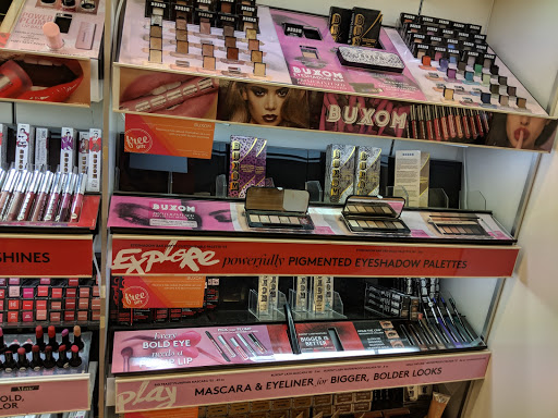 Hair Salon «Ulta Beauty», reviews and photos, 3096 N Eastman Rd #105, Longview, TX 75605, USA