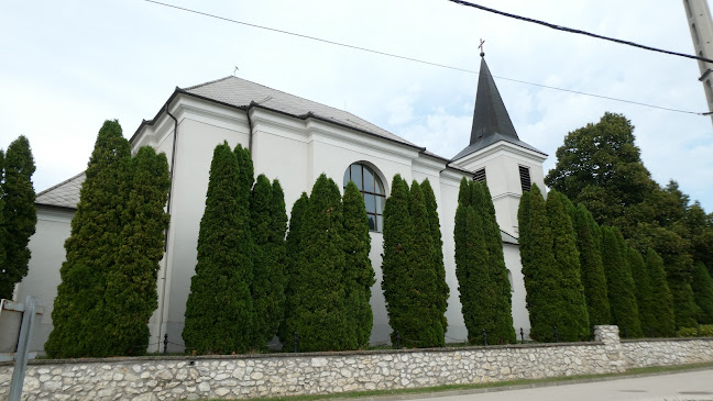 Szent László templom - Templom