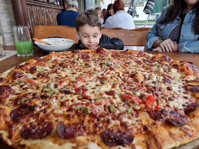 Pizza Mania - Ресторант