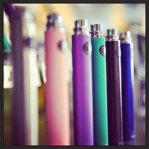 Tobacco Shop «Underground Culture Smoke Shop», reviews and photos, 4 Main Rd, Tiverton, RI 02878, USA