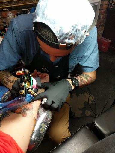 Tattoo Shop «Red Octopus Tattoos», reviews and photos, 2431 Crofton Ln, Crofton, MD 21114, USA