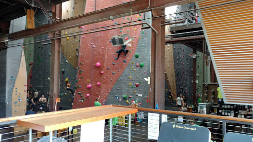 Sports Activity Location «Vertical World Seattle», reviews and photos, 2330 W Commodore Way, Seattle, WA 98199, USA