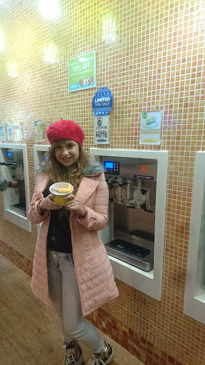 Donut Shop «Krispy Kreme», reviews and photos, 3000 Bardstown Rd, Louisville, KY 40205, USA