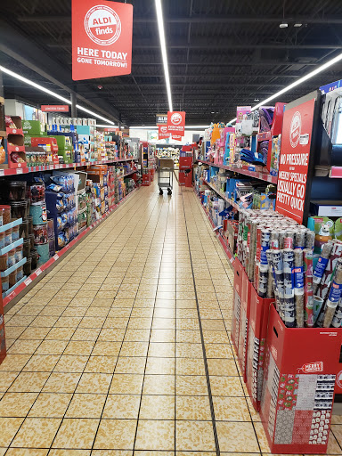 Supermarket «ALDI», reviews and photos, 1001 W Cermak Rd, Broadview, IL 60155, USA