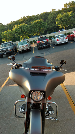 Motorcycle Dealer «Suffolk County Harley-Davidson, Inc.», reviews and photos, 4020 Sunrise Hwy, Oakdale, NY 11769, USA