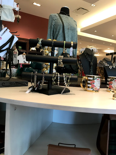 Fashion Accessories Store «Charming Charlie», reviews and photos, 5175 Deerfield Blvd, Mason, OH 45040, USA