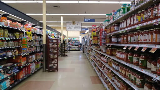 Grocery Store «Hannaford Supermarket», reviews and photos, 383 Wilson St, Brewer, ME 04412, USA