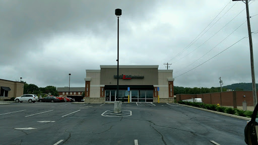 Cell Phone Store «Verizon», reviews and photos, 1926 N Memorial Dr, Lancaster, OH 43130, USA