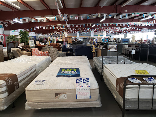 Furniture Store «Furniture & Mattress Discounters», reviews and photos, 424 W Memorial Dr, Dallas, GA 30132, USA